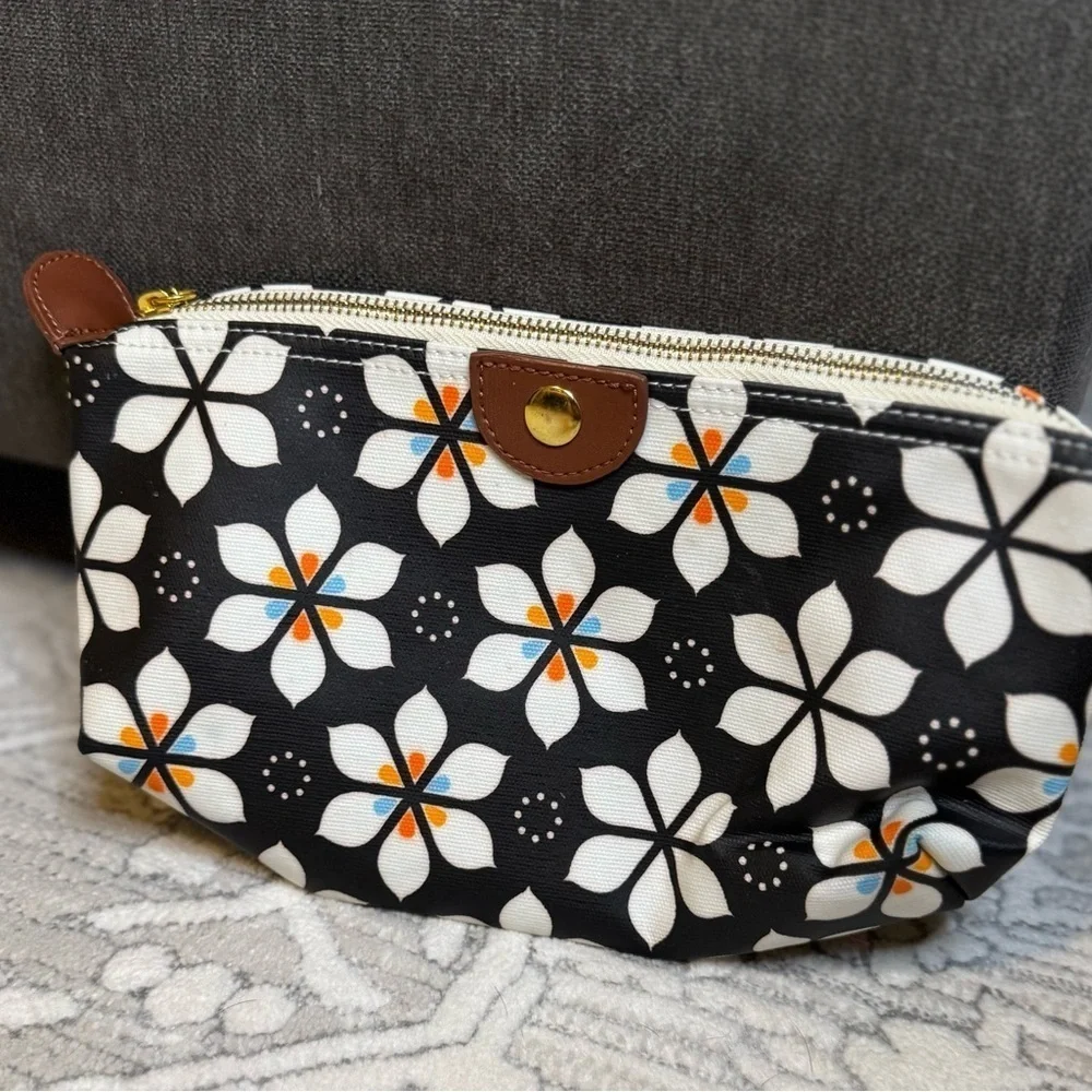 Apple & Bee Floral cosmetics Case